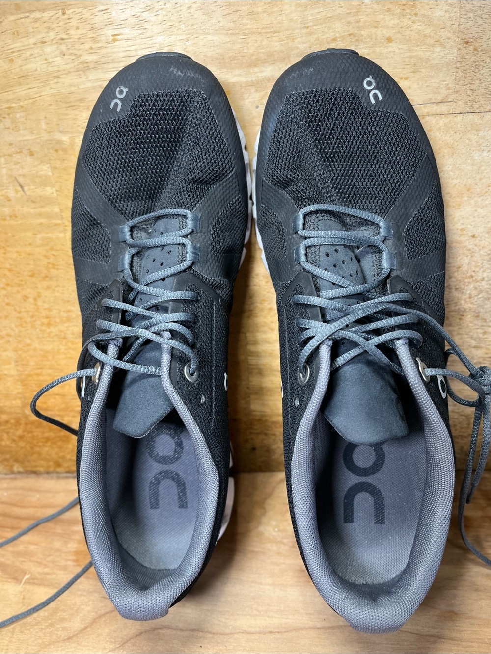 On Cloud 5 LIGHTWEIGHT REFLECTIVE Womens Size 10.5 Running Shoes Sneakers Black - Picture 7 of 12